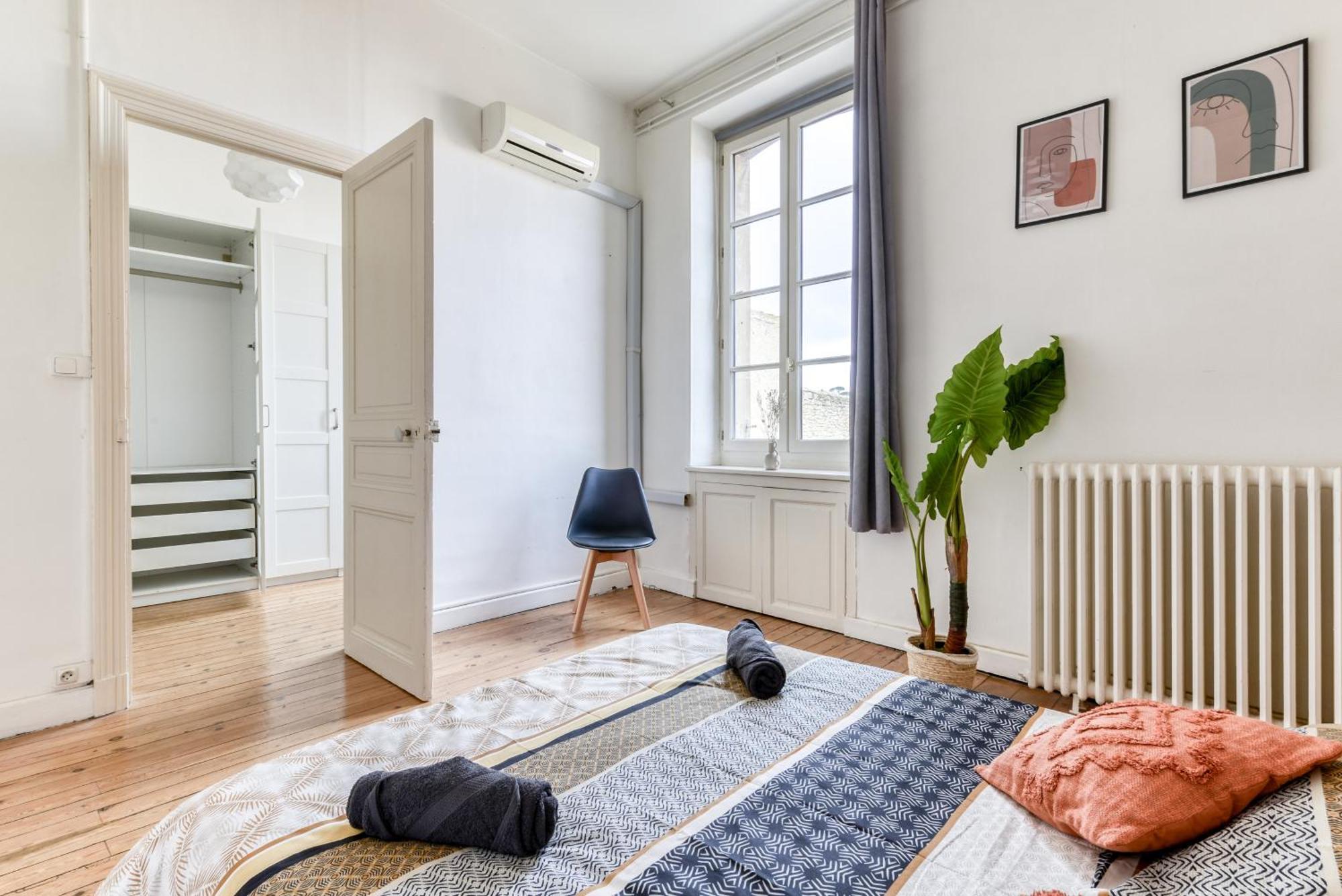 Le Marty - Wifi - - Climatison - Parking Gratuit * Carcassonne